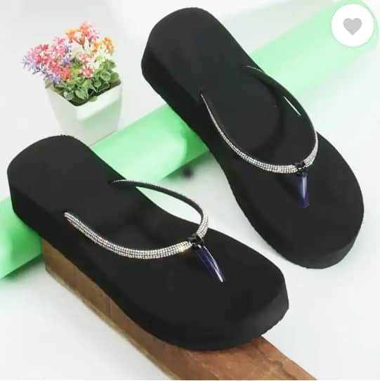 VAISNNAVIHUBB Women Slippers (Black, Size 4)