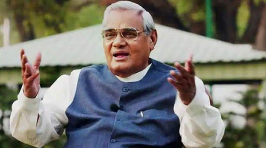 PM Modi, Atal Bihari Vajpayee