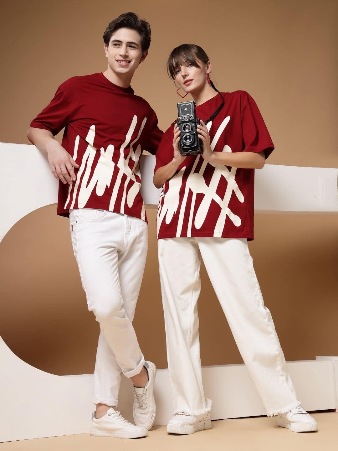 VESTIDO MODAS Unisex Printed Abstract Oversized T-shirt VESTIDO MODAS Unisex Printed Abstract Oversized T-shirt
