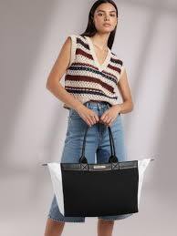  Mast &amp; Harbour Women Oversized Shoulder Bag