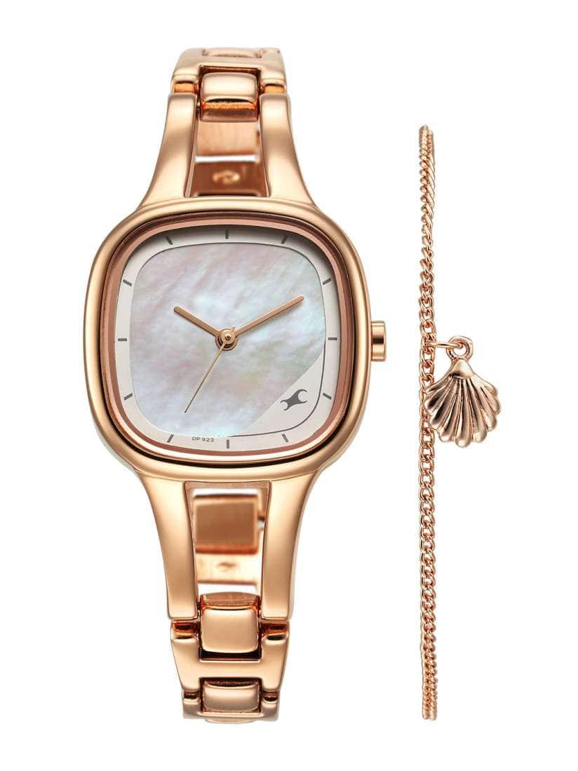 Fastrack Women Mother of Pearl Dial &amp; BraceletStrap Analogue Watch with Bracelet 6147WM01F