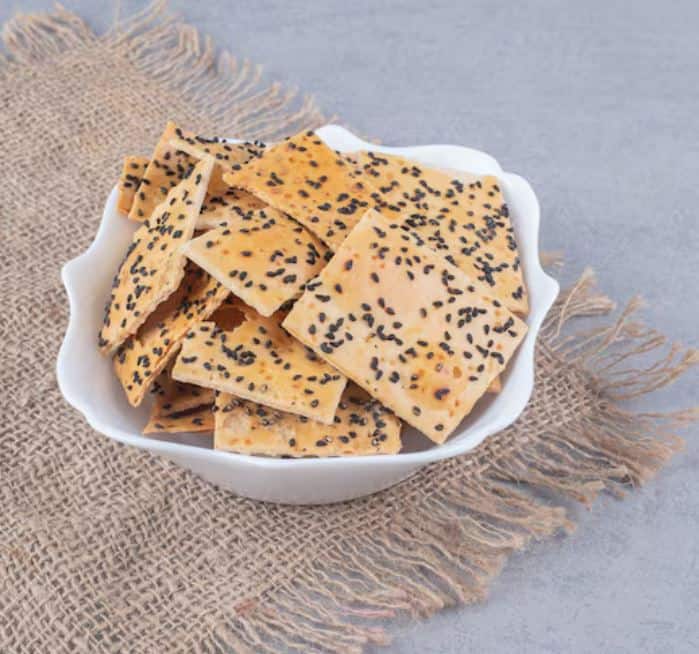 Holi recipes 2026, Holi 2026, papad recipes for Holi, masala papad ideas, Indian festive snacks, easy Holi party food, papad chaat recipe, creative papad dishes, quick Indian appetisers, Holi snack ideas, desi party starters, innovative papad recipes, Ind