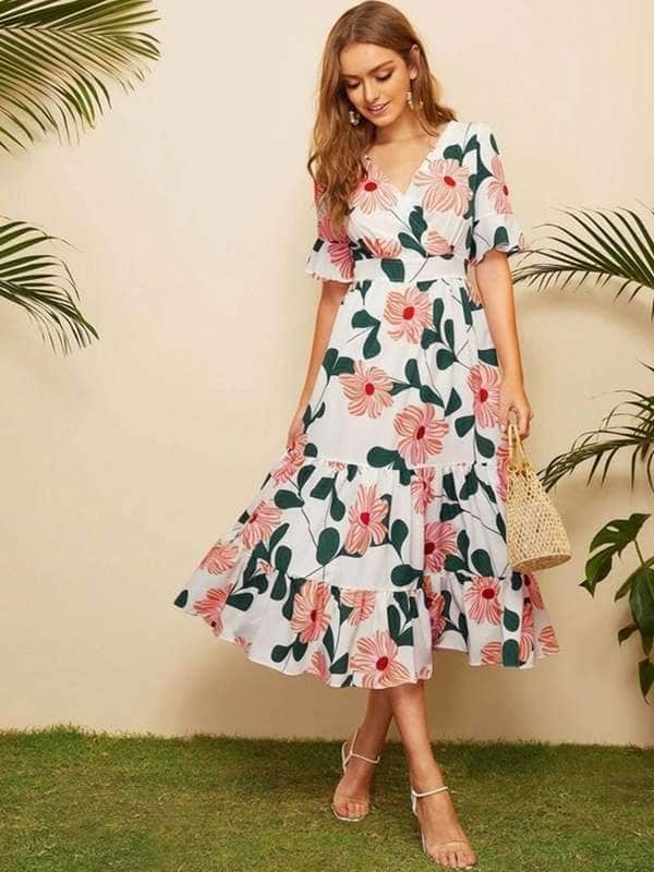 Stylecast X Slyck Floral Printed V-Neck A-Line Midi Dress Stylecast X Slyck Floral Printed V-Neck A-Line Midi Dress